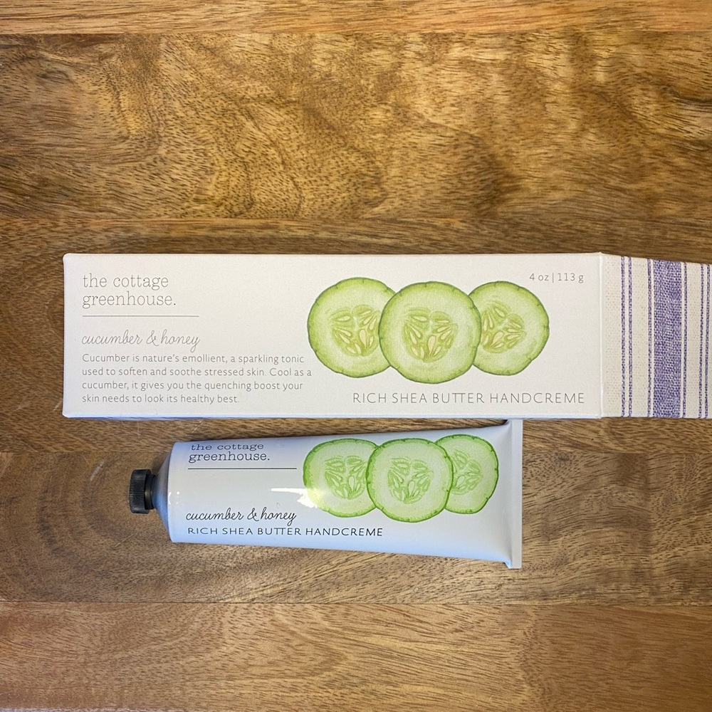The cottage greenhouse hand cream